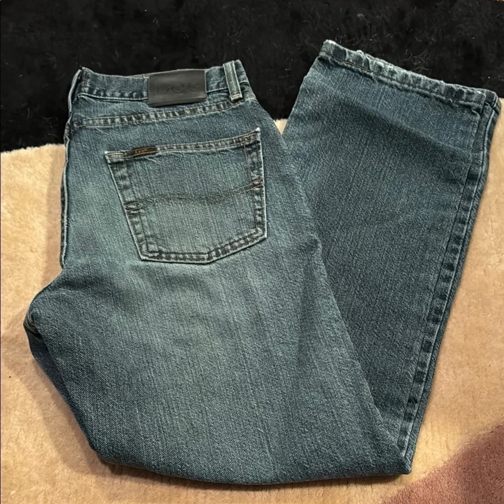 Lee Blue Straight Jeans with Vintage Appeal